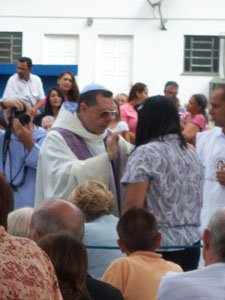 Rezando por uma fiel uncao