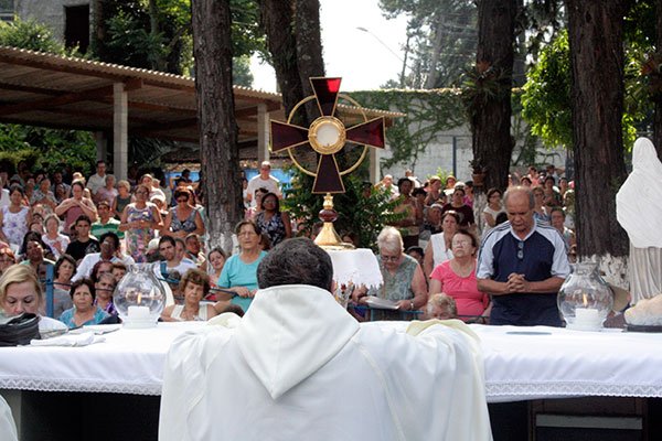 Missa de Cura do mês de Fevereiro de 2014