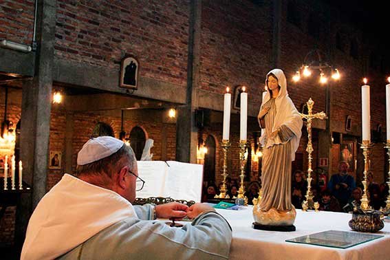 Festa do 34° Aniversário das Aparições de Medjugorje