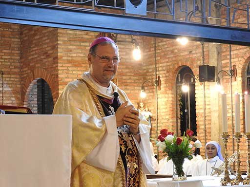 Missa-com-o-Bispo-13