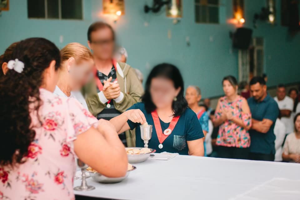 Self Serve durante a Santa Missa