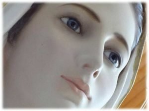 Imagem do rosto de Nossa Senhora Rainha da Paz