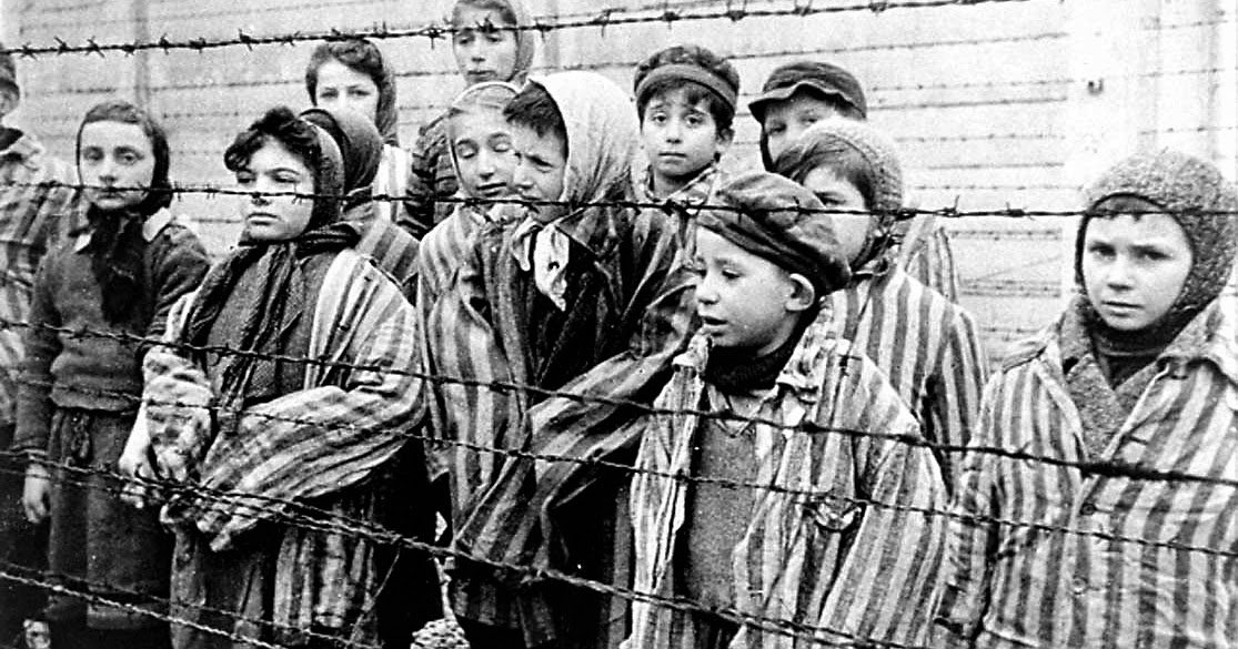 No Vaticano quem não quer a vacina corre o risco de demissão.