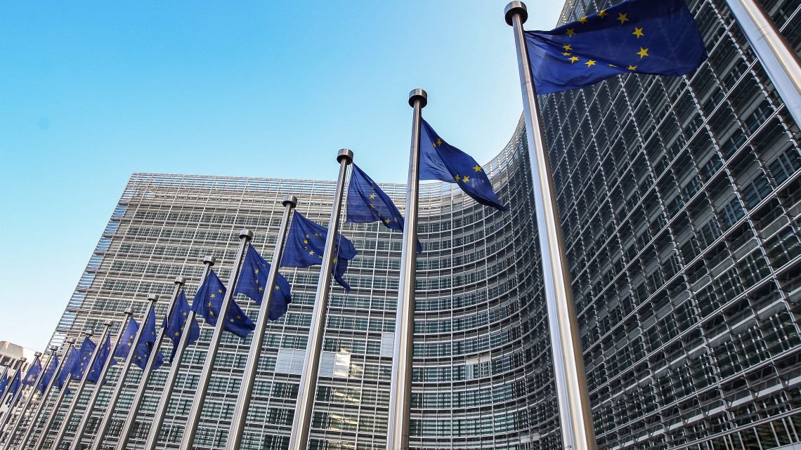 AS NOVAS DIRETRIZES DA COMISSÃO EUROPEIA